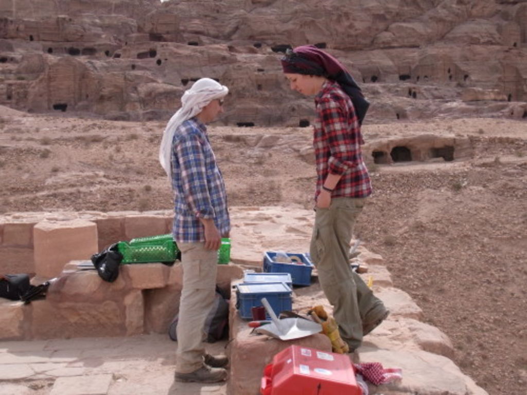 Fig. 25: Christoph Schneider and Jana Falkenberg presenting timeless excavation haute couture.