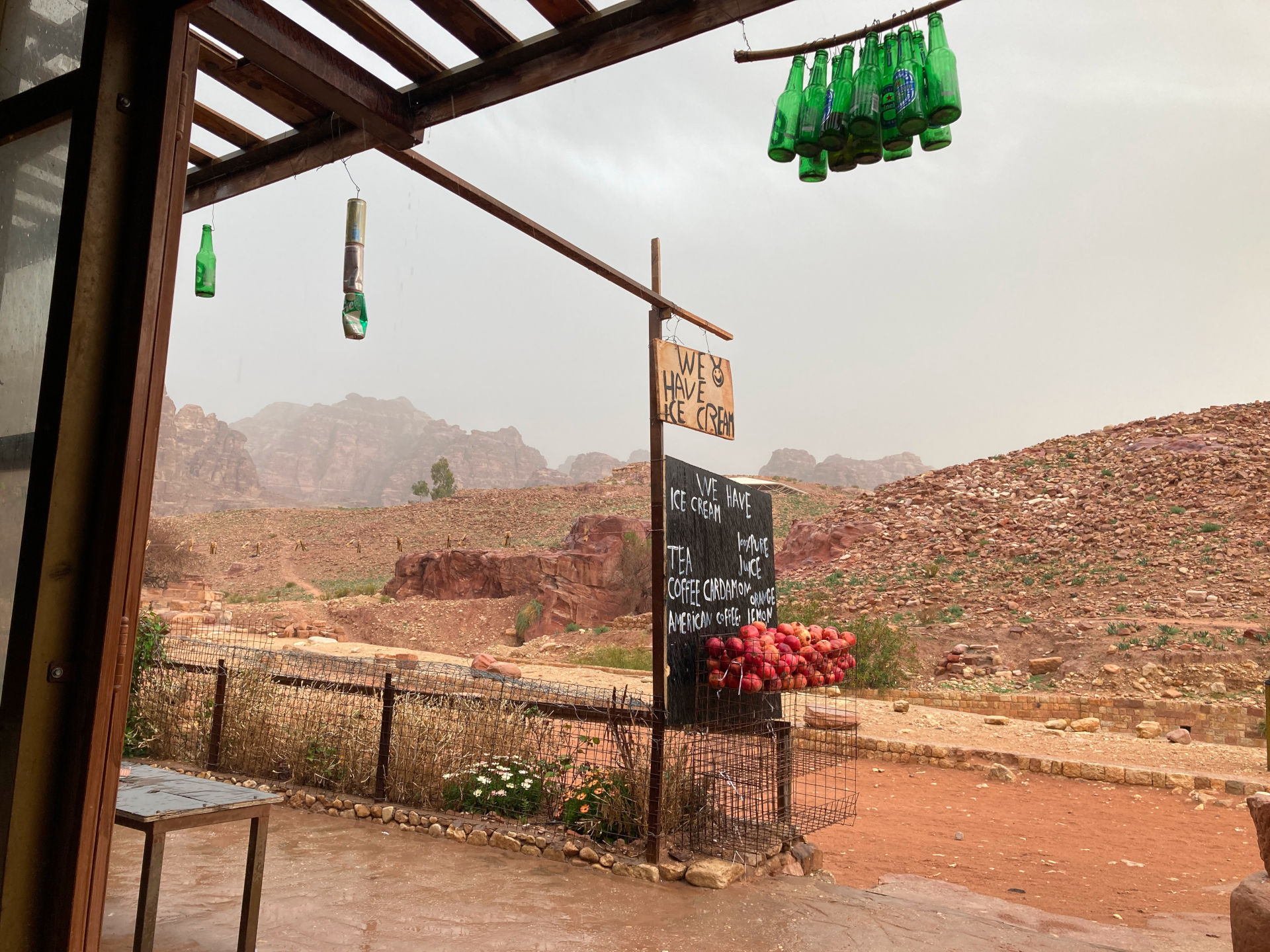 Fig. 3: Rainy outlook from inside the restaurant near the nymphaeum (photo: André Barmasse).