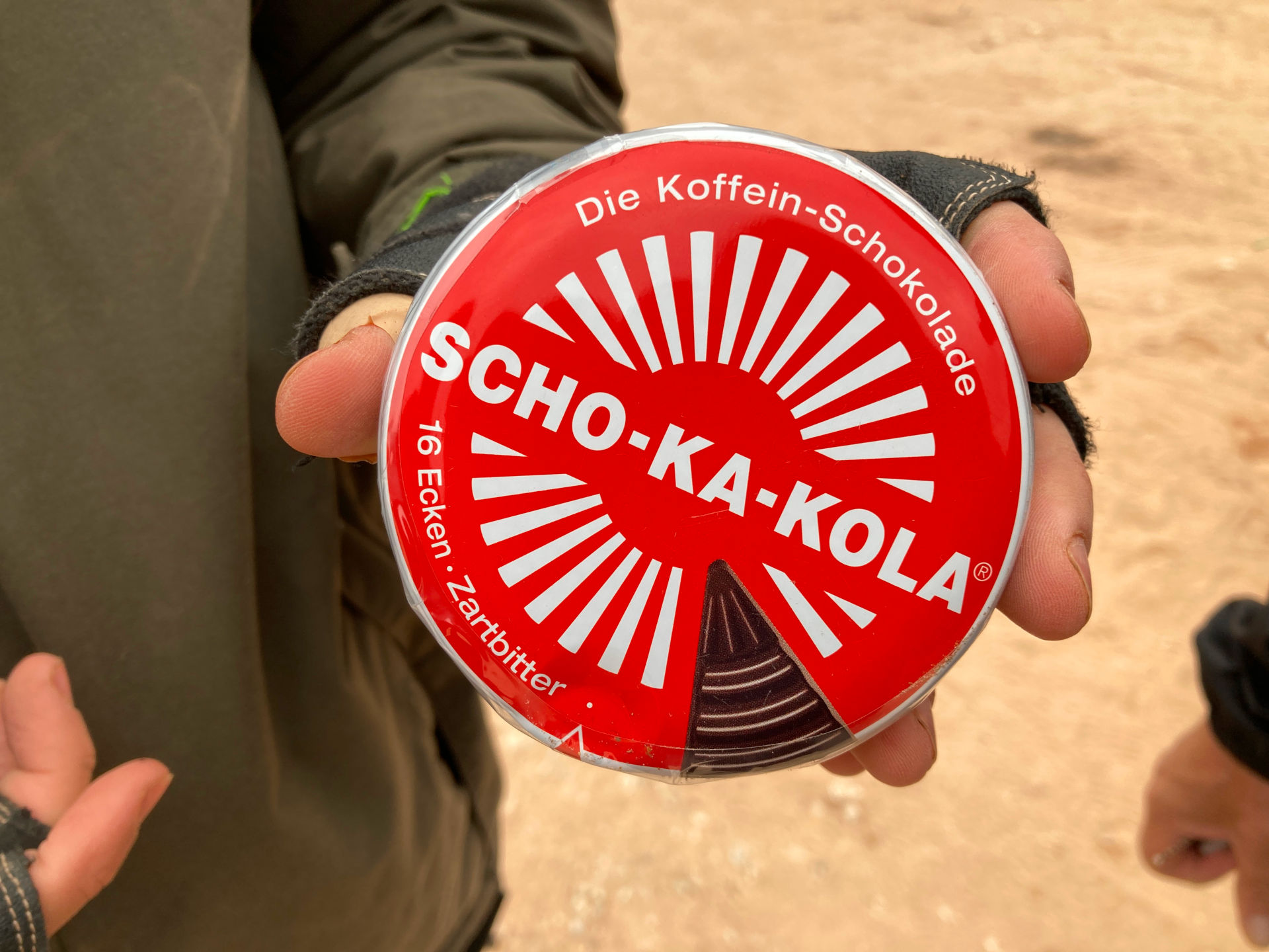 Fig. 25: Our daily drug against fatigue: Ernst Tolksdorff’s famous Scho-Ka-Kola, also known as «Panzerschokolade» (photo: André Barmasse).