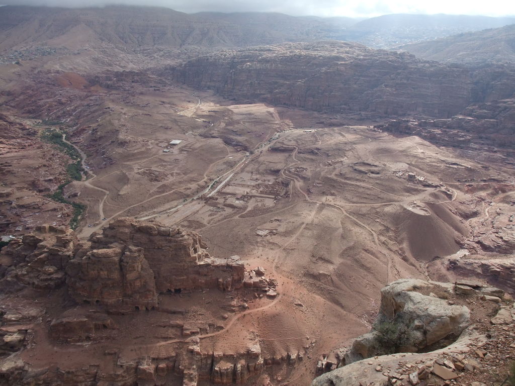 The city-centre of Petra as seen from Umm al-Biyara (photo: A. Barmasse)