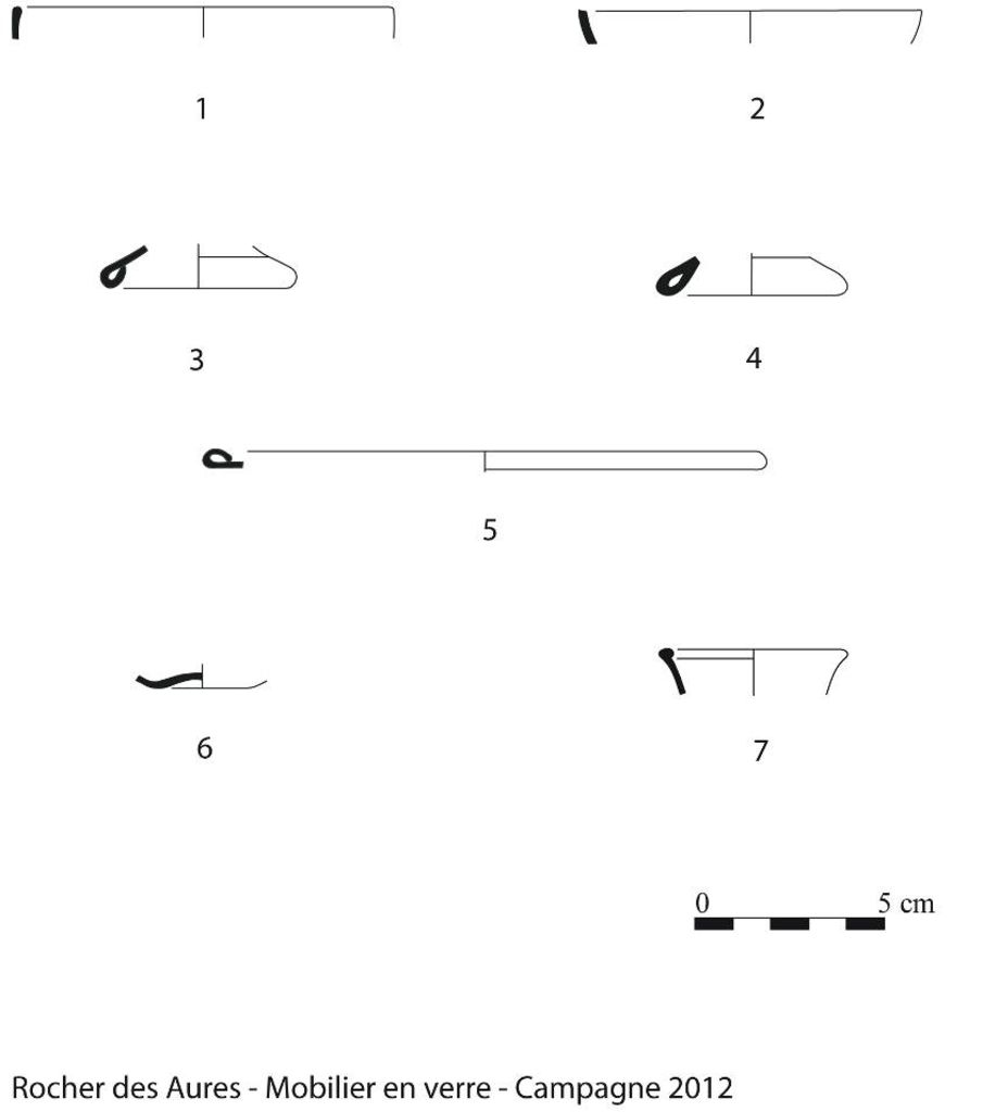 Fig. 14: Fragments de verres provenant de la ST 12 (dessin: J. Roussel-Ode)