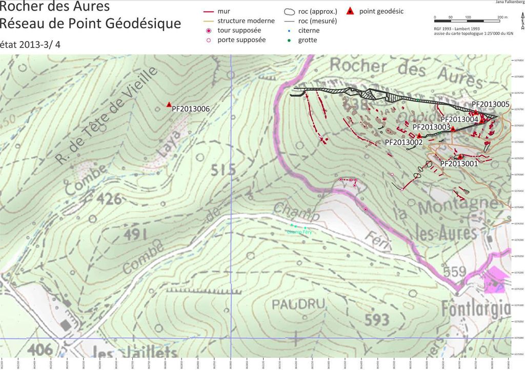 Fig. 28 : Plan topographique avec les structures prospectées et les points géodésiques (plan : J. Falkenberg)